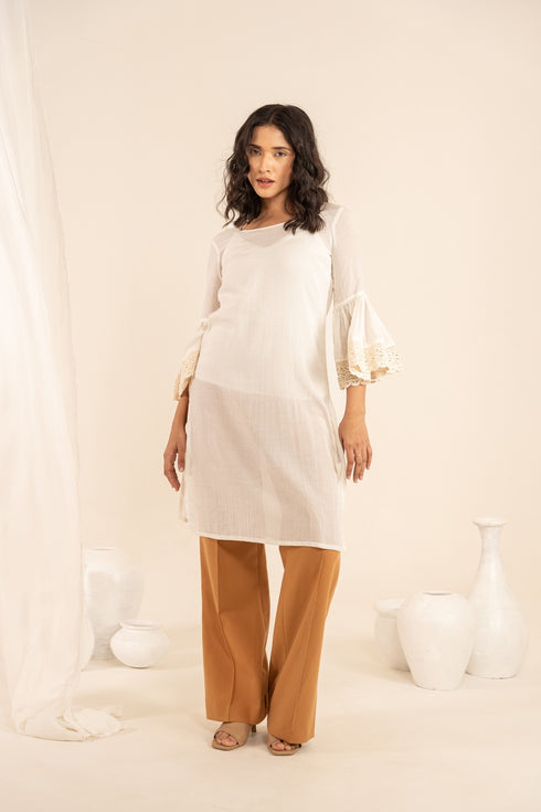 Off White Soya Fabric Lacy Sleeves Kurta
