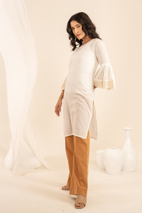 Off White Soya Fabric Lacy Sleeves Kurta