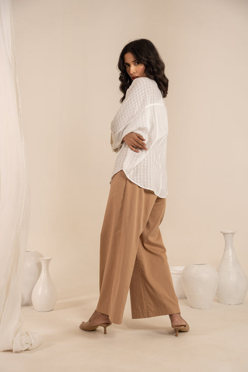 Aloe Vera Fabric Oval Shaped Hem Baggie Shirt