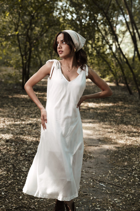 Knotty Shoulders Milk Fabric Off White Mid Length Dress